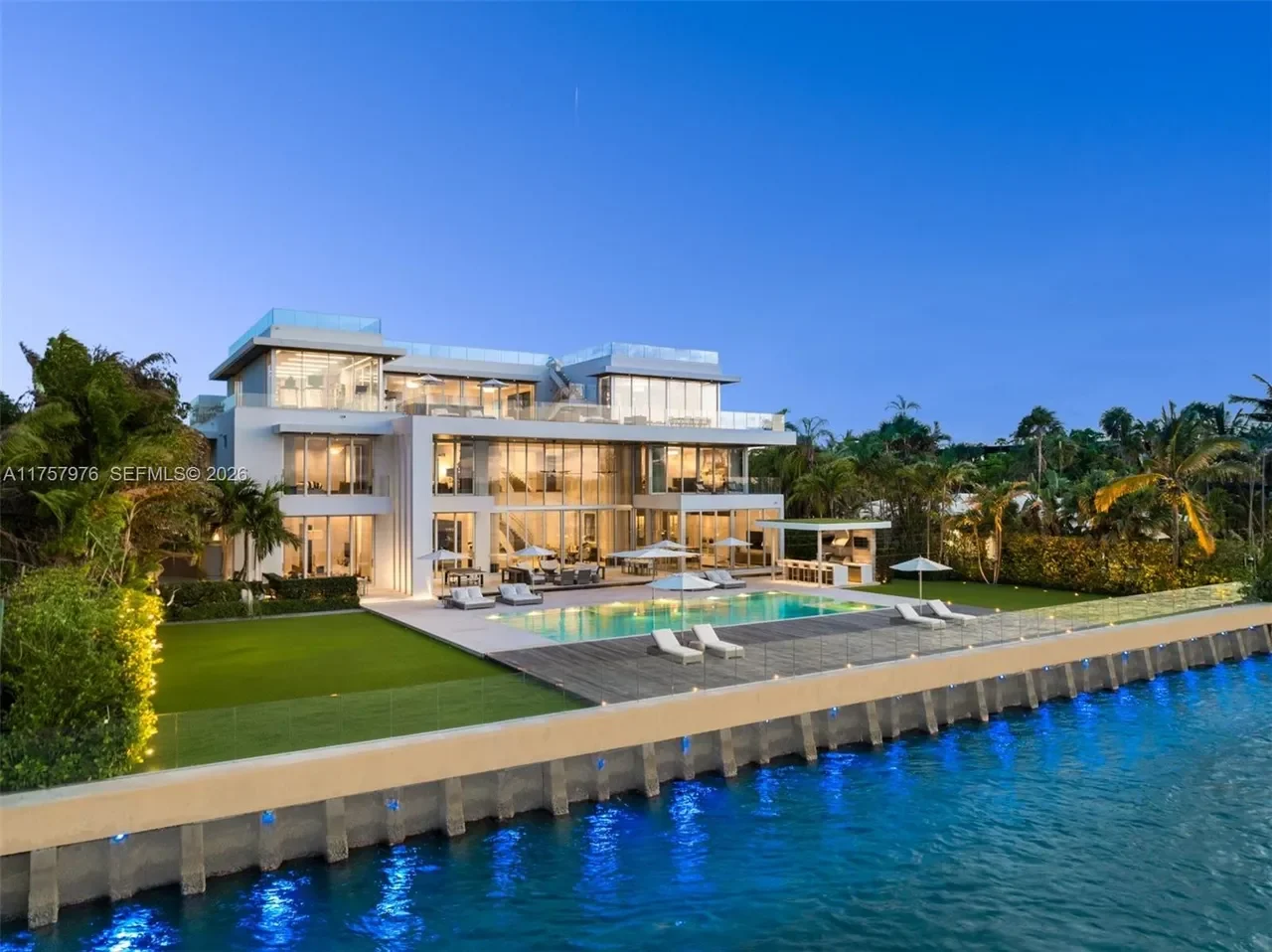 Bal Harbour neighborhood editorial imagery
