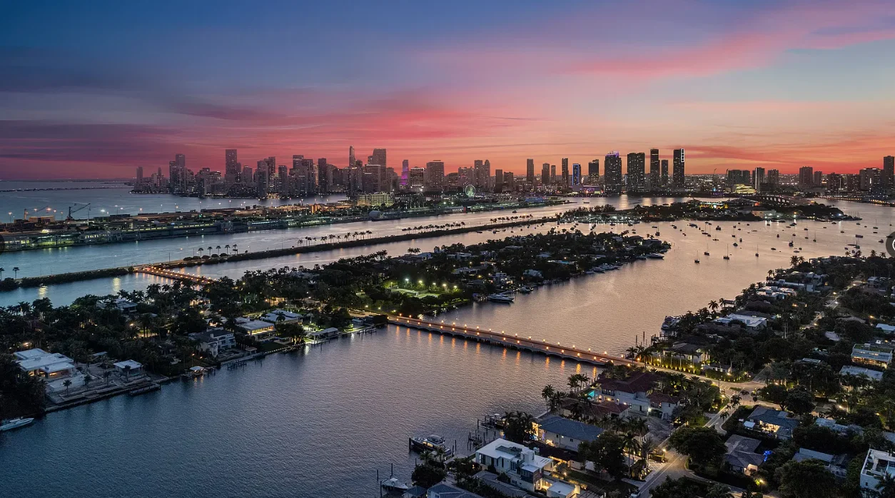 Star Island neighborhood editorial imagery
